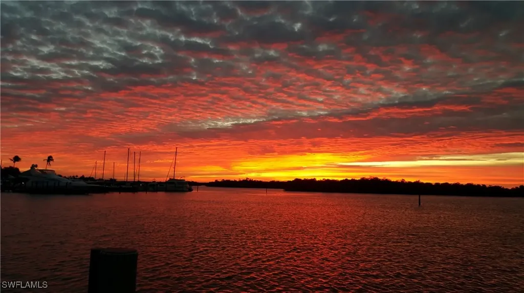 Naples FL, 125 Pago Pago Drive E