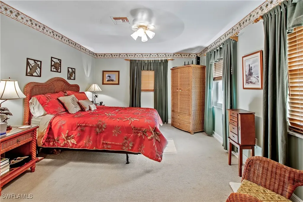 125 Pago Pago Drive E Naples FL 34113