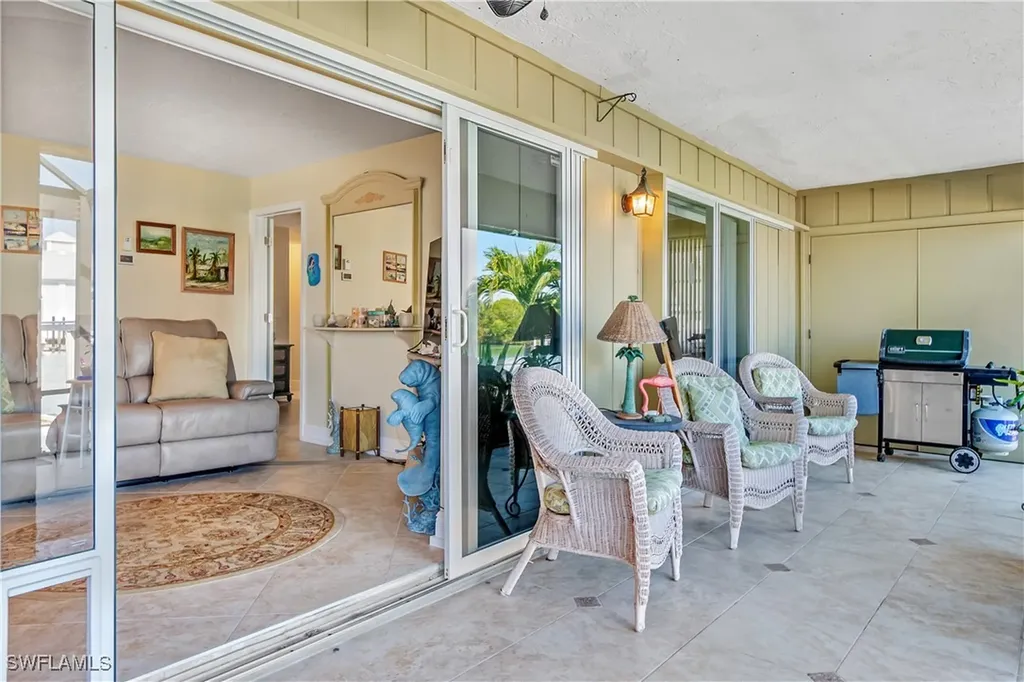 125 Pago Pago Drive E Naples FL 34113