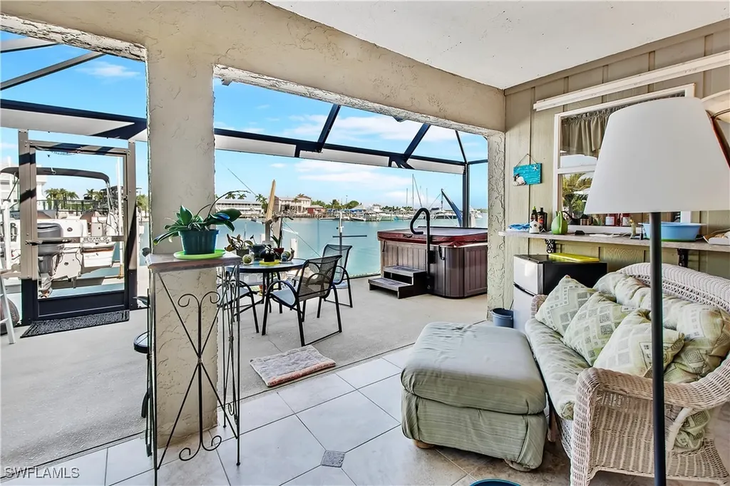 125 Pago Pago Drive E Naples FL 34113