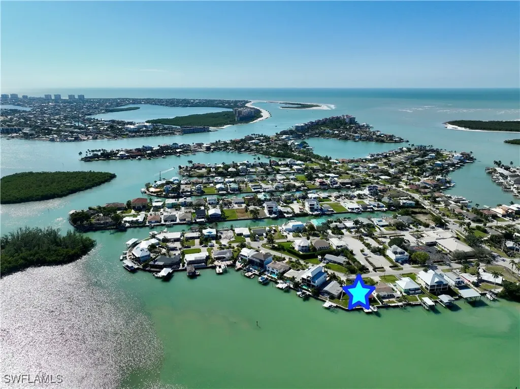 125 Pago Pago Drive E Naples FL 34113