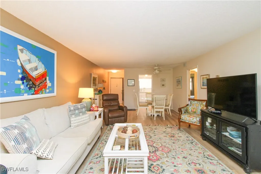 1020 Palm View Drive Naples FL 34110