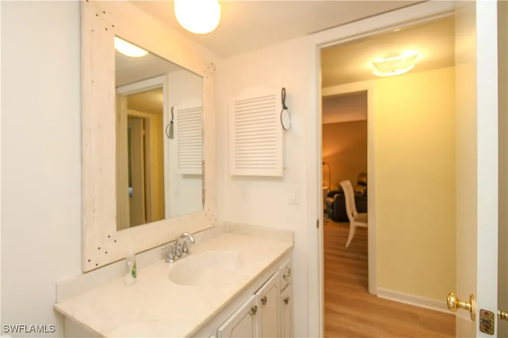1020 Palm View Drive Naples FL 34110