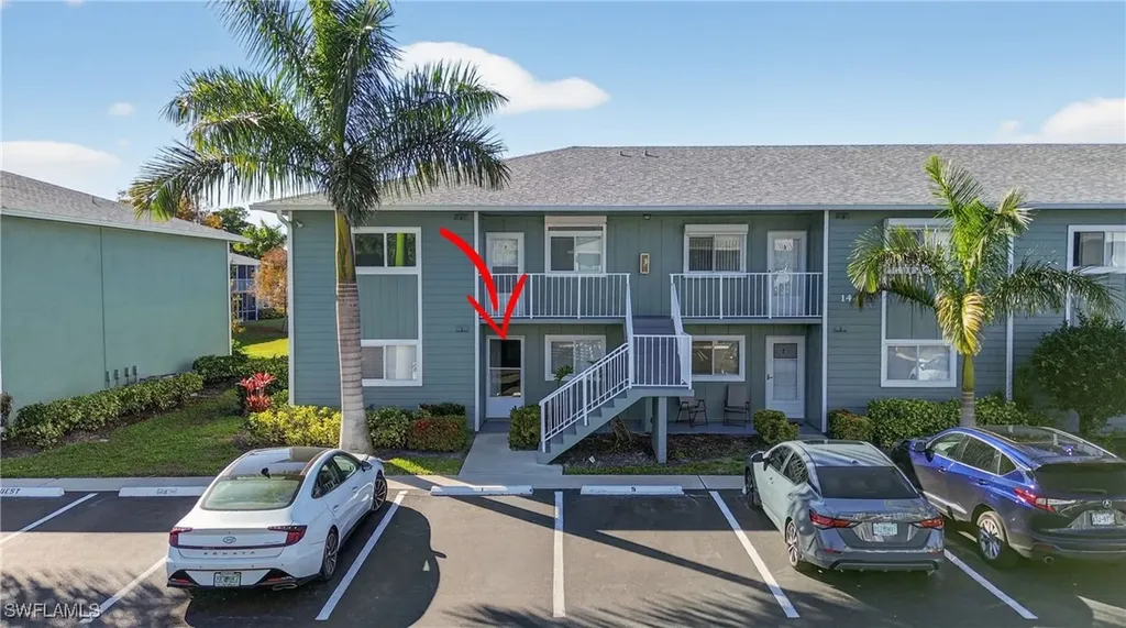144 Cypress Way E Naples FL 34110