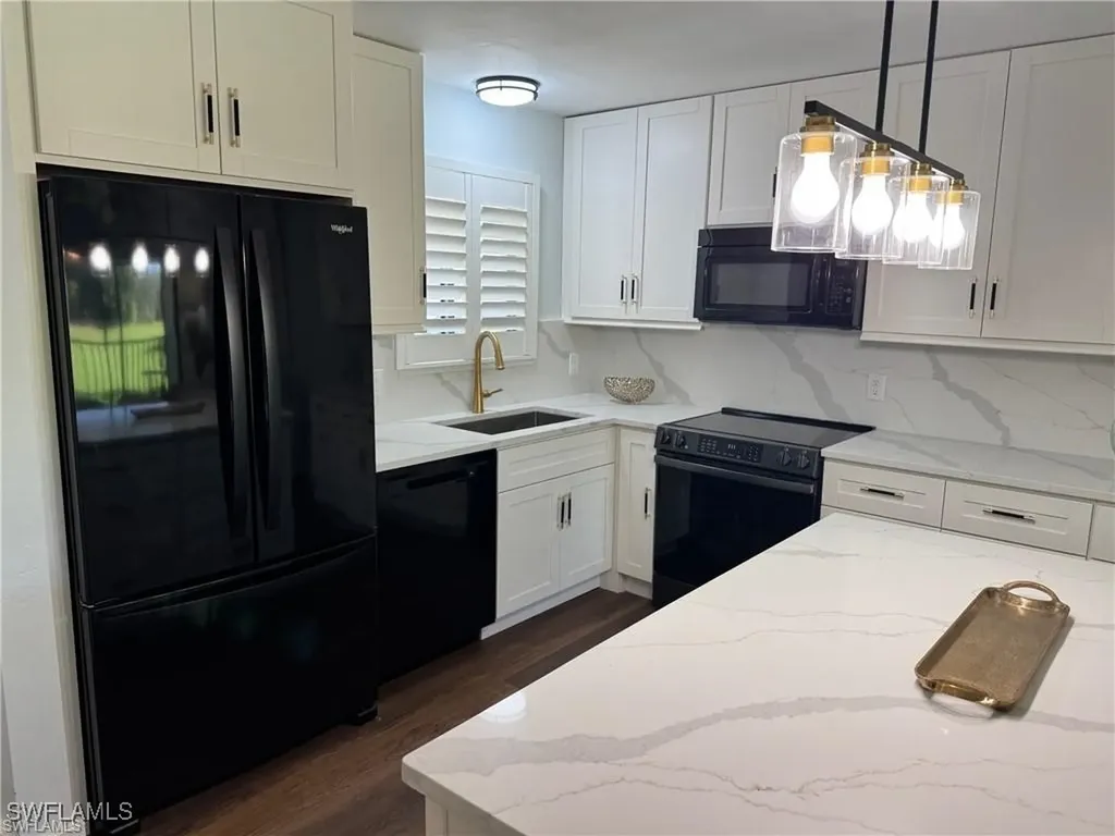 746 Eagle Creek Drive Naples FL 34113