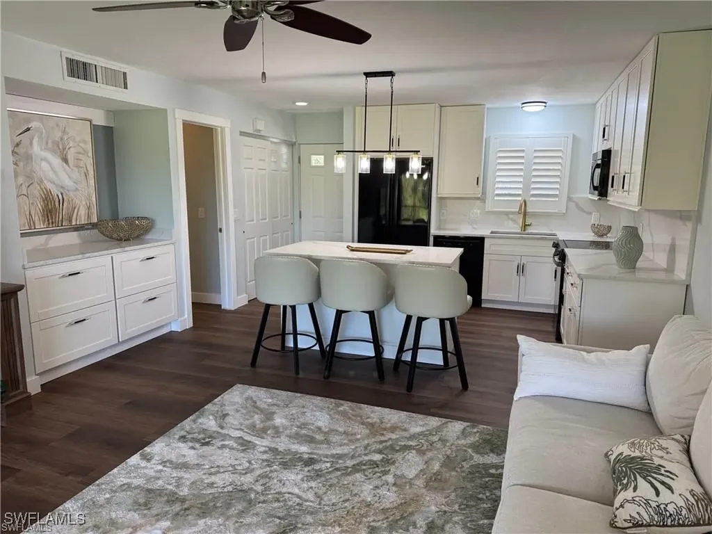 746 Eagle Creek Drive Naples FL 34113