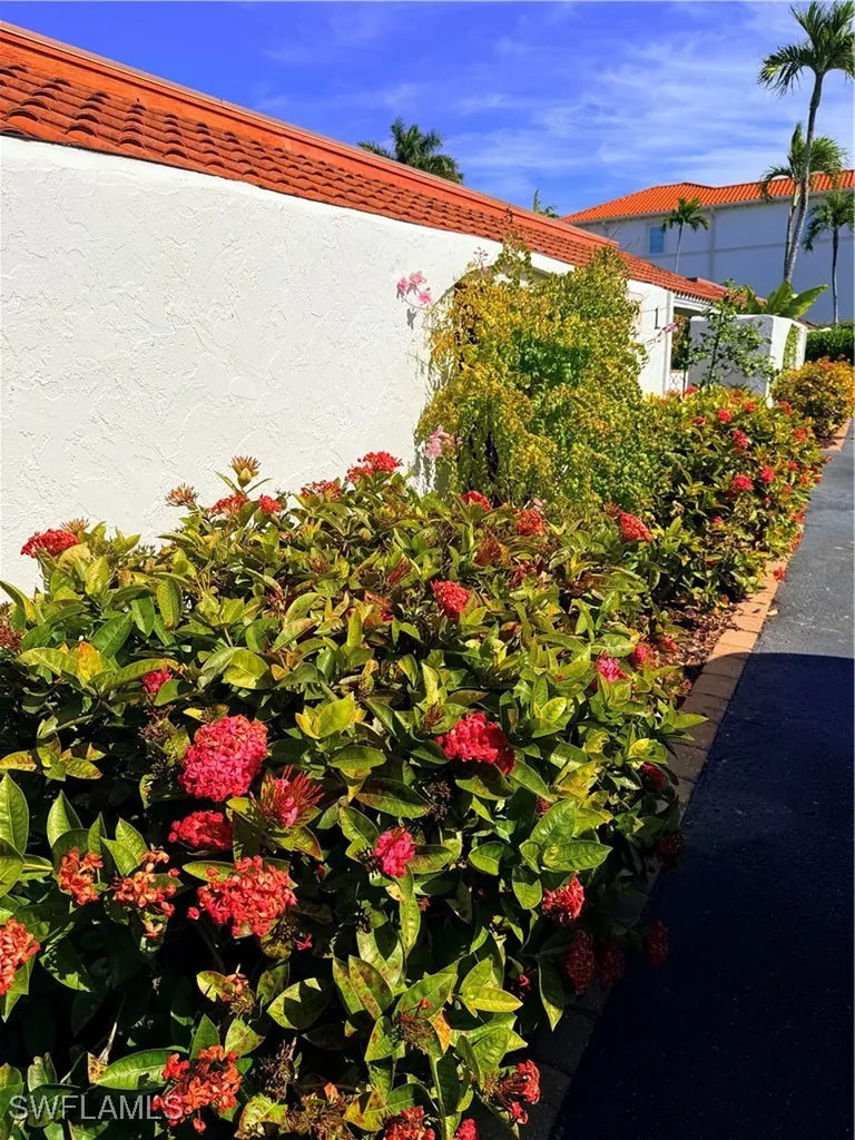 1575 Curlew Avenue W Naples FL 34102