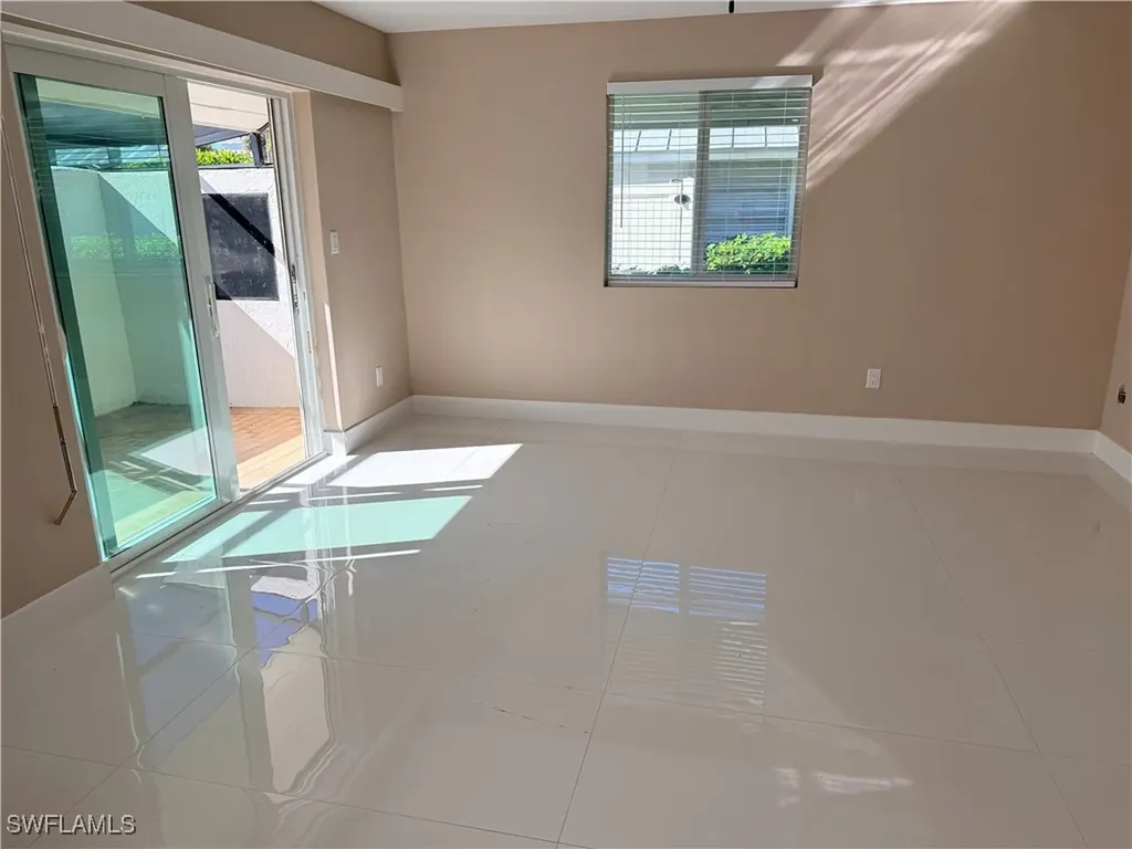 1575 Curlew Avenue W Naples FL 34102