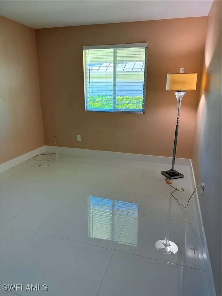 1575 Curlew Avenue W Naples FL 34102