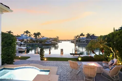 2450 Tarpon Road Naples FL 34102