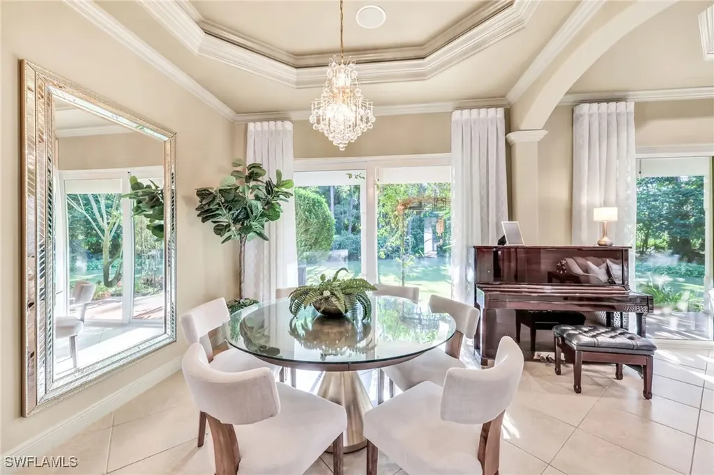 4000 Stonesthrow Court Naples FL 34109