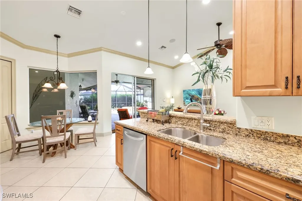4000 Stonesthrow Court Naples FL 34109