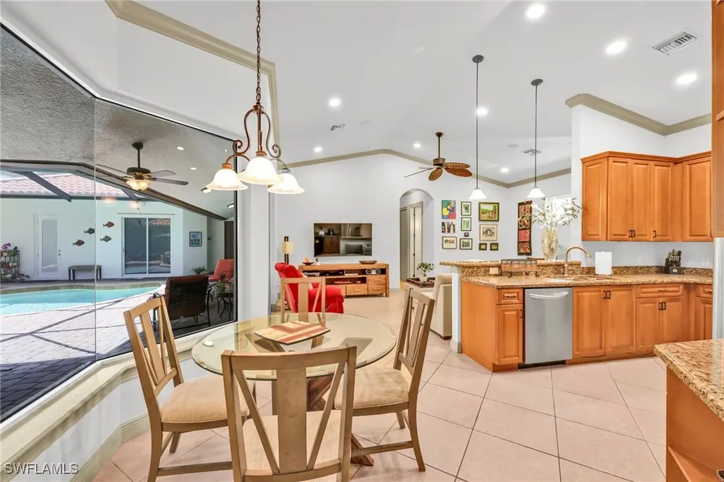 4000 Stonesthrow Court Naples FL 34109