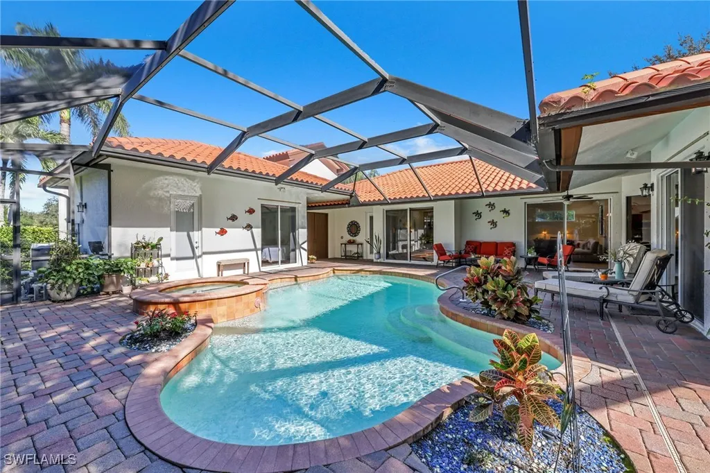 4000 Stonesthrow Court Naples FL 34109