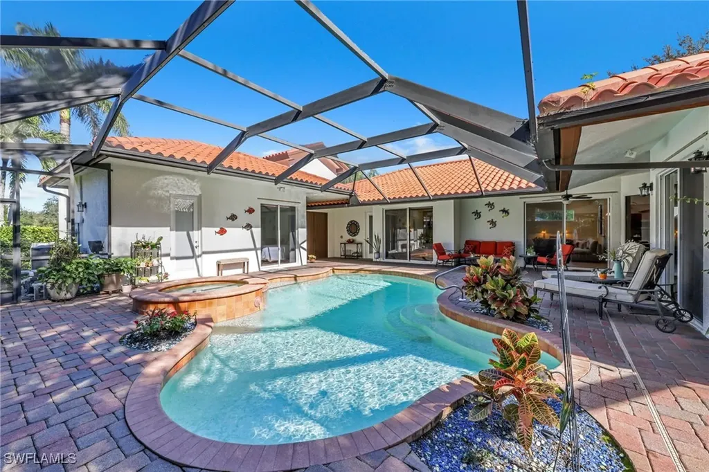 4000 Stonesthrow Court Naples FL 34109