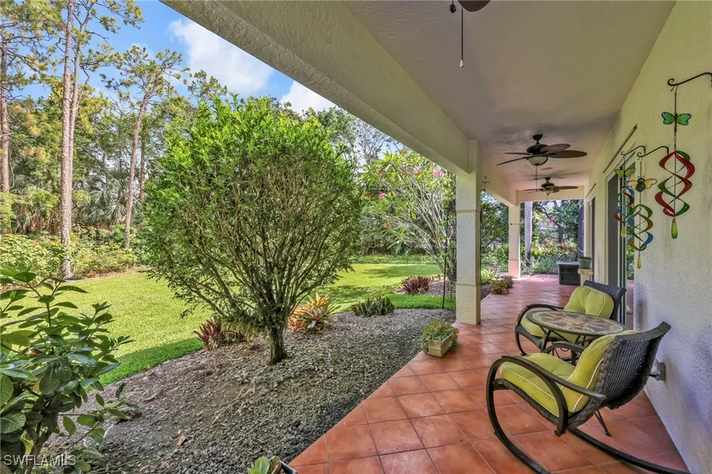 4000 Stonesthrow Court Naples FL 34109