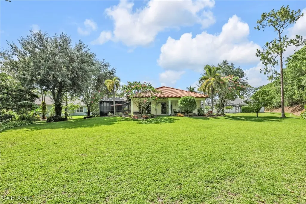 4000 Stonesthrow Court Naples FL 34109