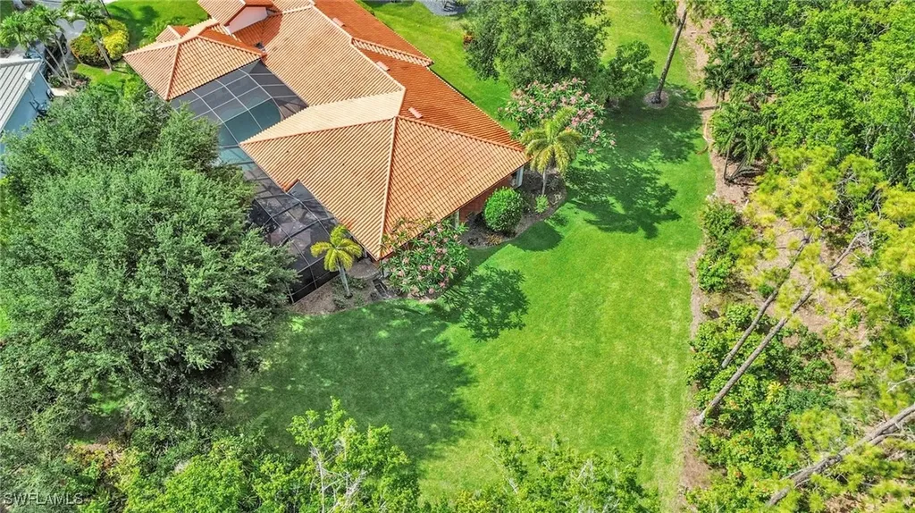 4000 Stonesthrow Court Naples FL 34109