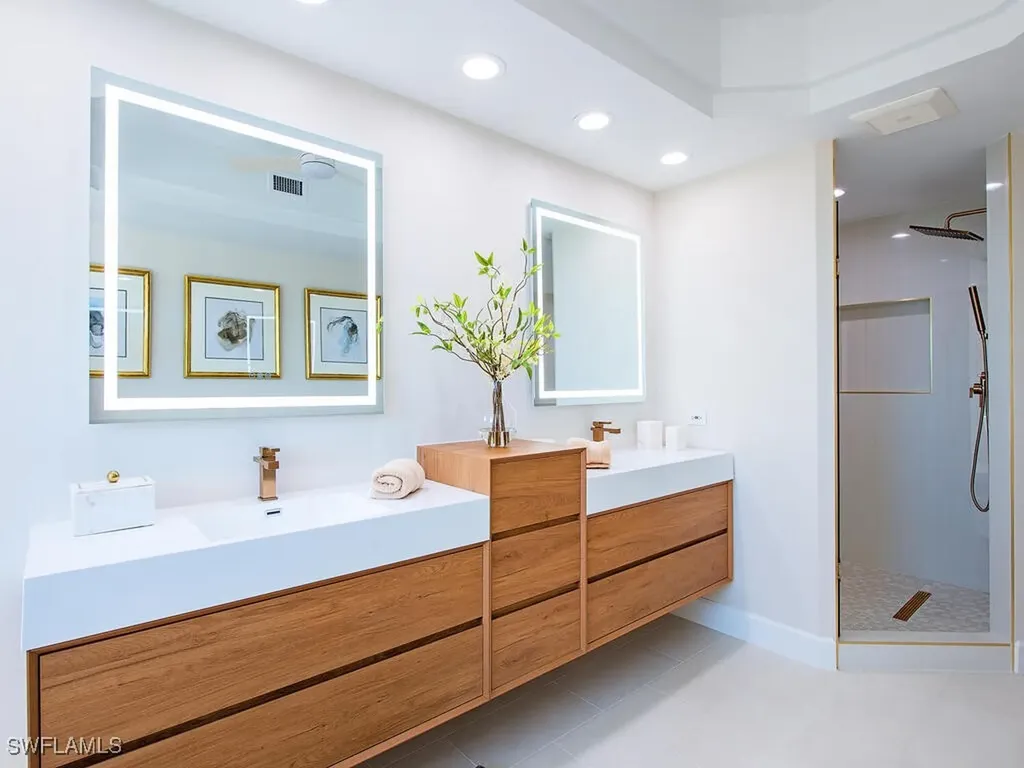 8473 Bay Colony Drive Naples FL 34108