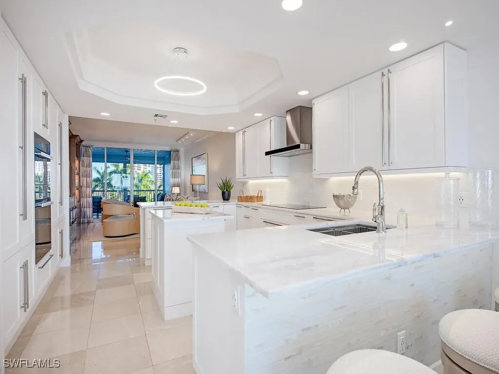 8473 Bay Colony Drive Naples FL 34108