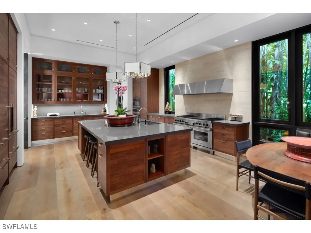 3065 Fort Charles Drive Naples FL 34102