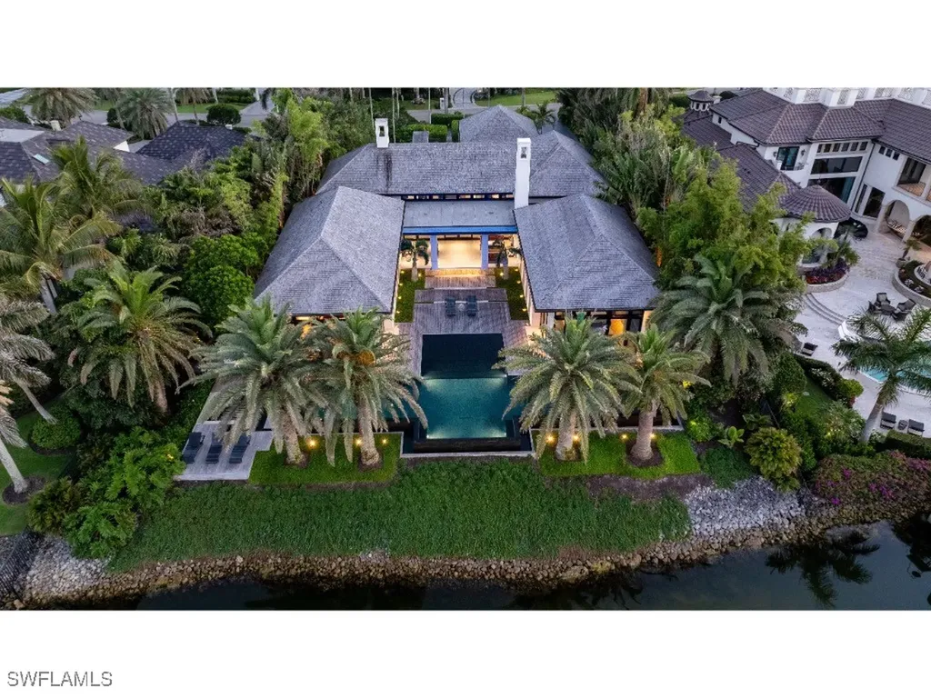 3065 Fort Charles Drive Naples FL 34102