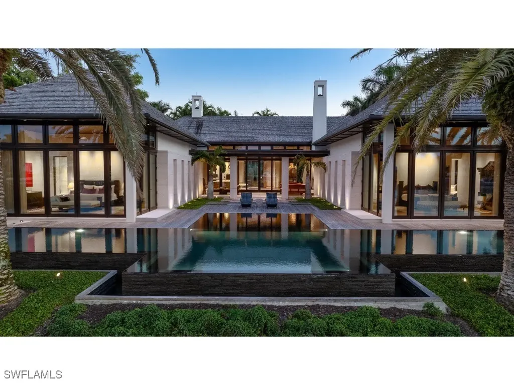 3065 Fort Charles Drive Naples FL 34102