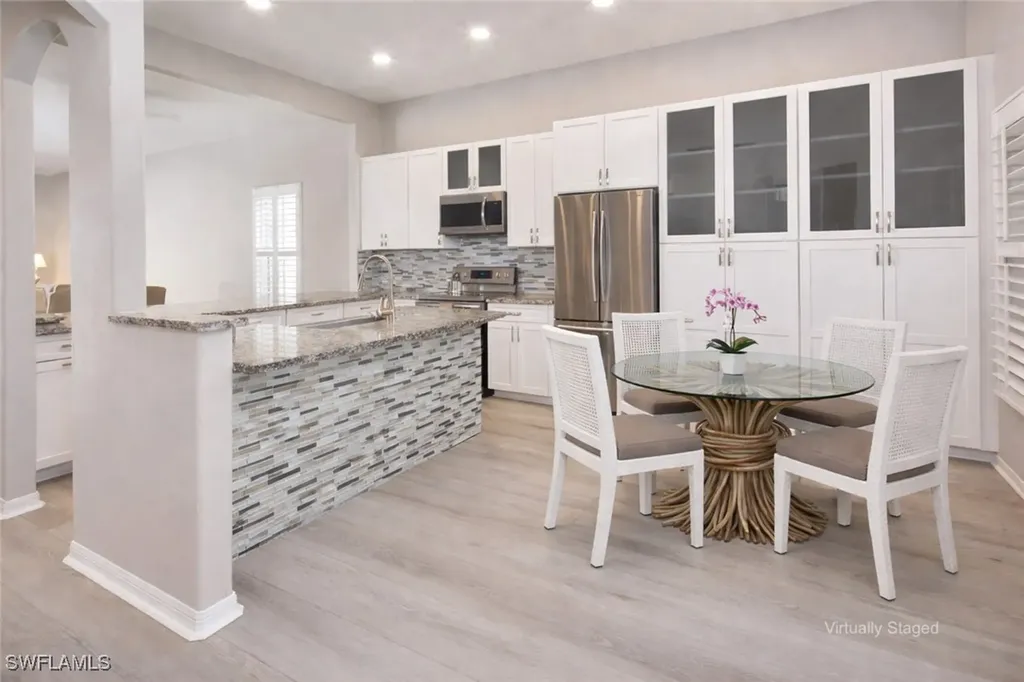 1770 Marsh Run Naples FL 34109