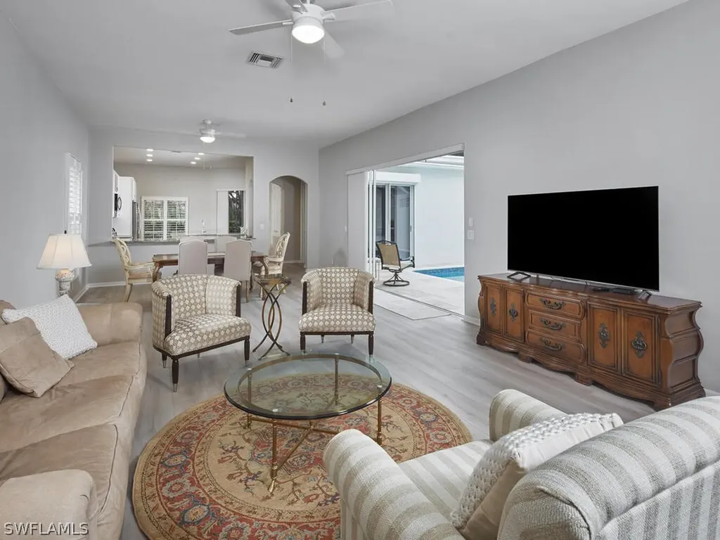 1770 Marsh Run Naples FL 34109