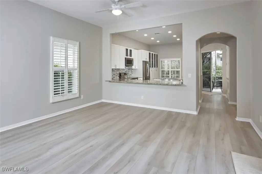 1770 Marsh Run Naples FL 34109