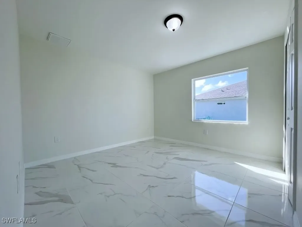 1133-1135 Ichabod Avenue Lehigh Acres FL 33973