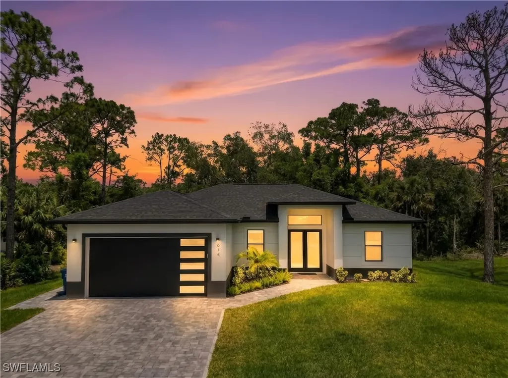 1914 Sunniland Boulevard Lehigh Acres FL 33971