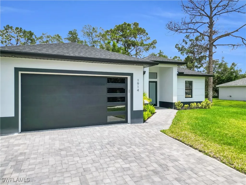 1914 Sunniland Boulevard Lehigh Acres FL 33971