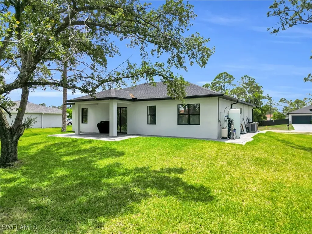 1914 Sunniland Boulevard Lehigh Acres FL 33971