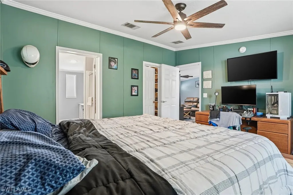 3361 2nd Avenue NE Naples FL 34120