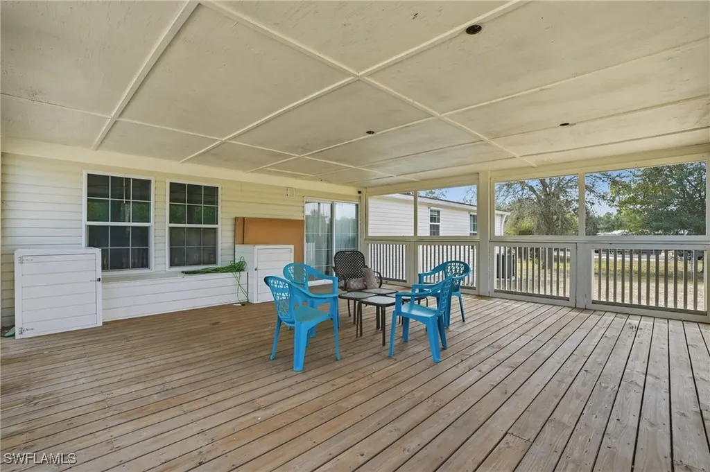 3361 2nd Avenue NE Naples FL 34120