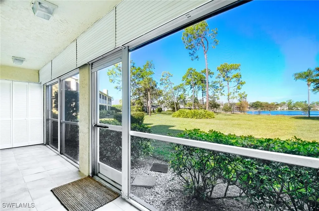 2642 Kings Lake Boulevard Naples FL 34112