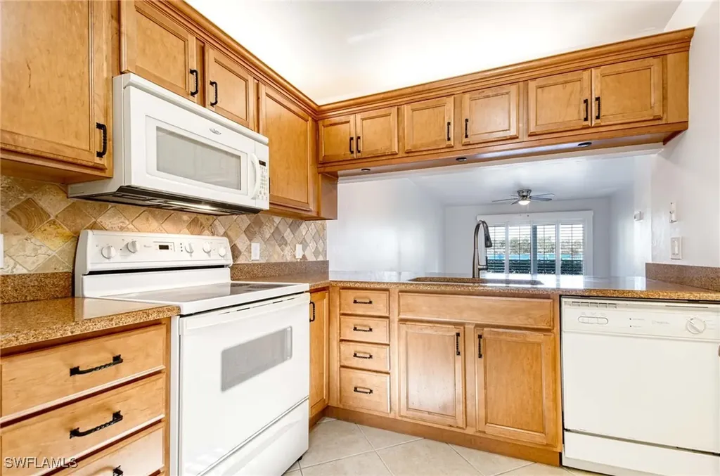 2642 Kings Lake Boulevard Naples FL 34112