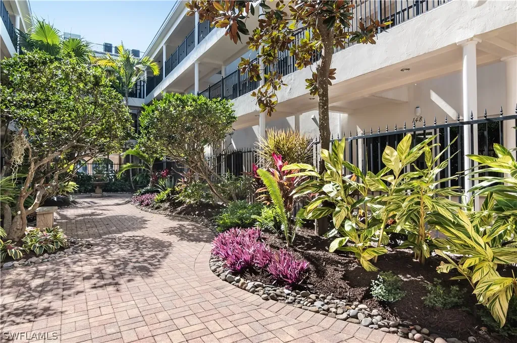 1400 Gulf Shore Boulevard N Naples FL 34102