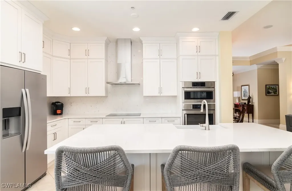 1400 Gulf Shore Boulevard N Naples FL 34102