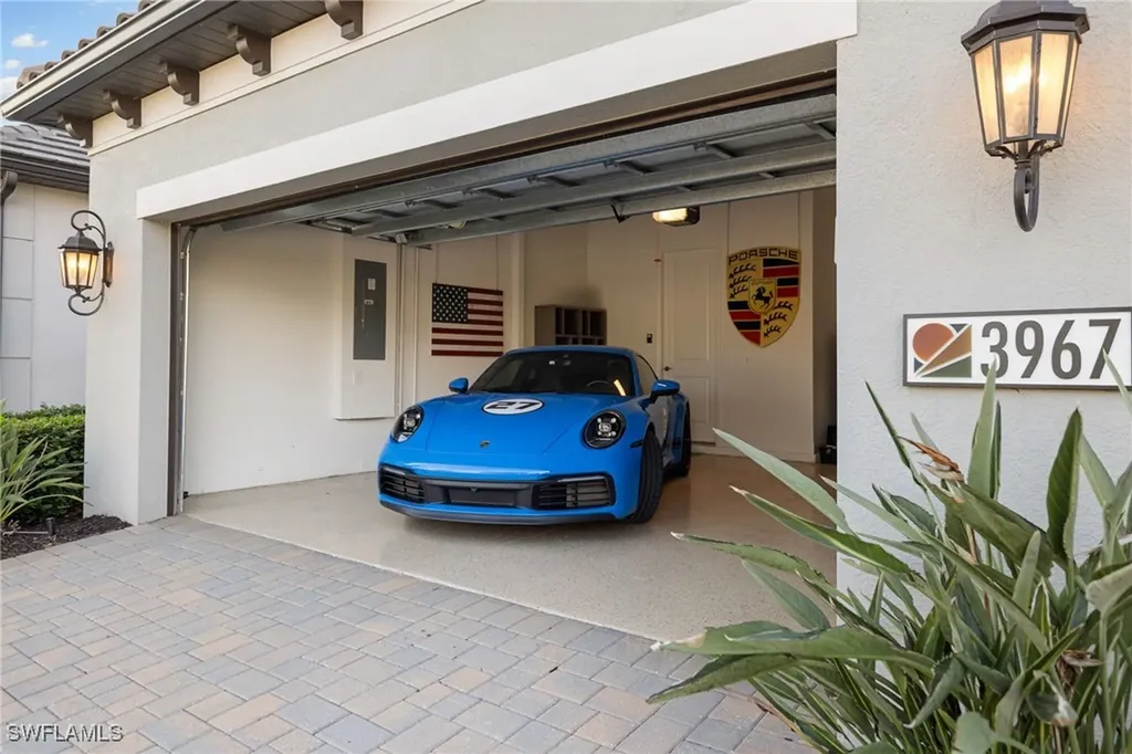 3967 Pegasus Way Naples FL 34120