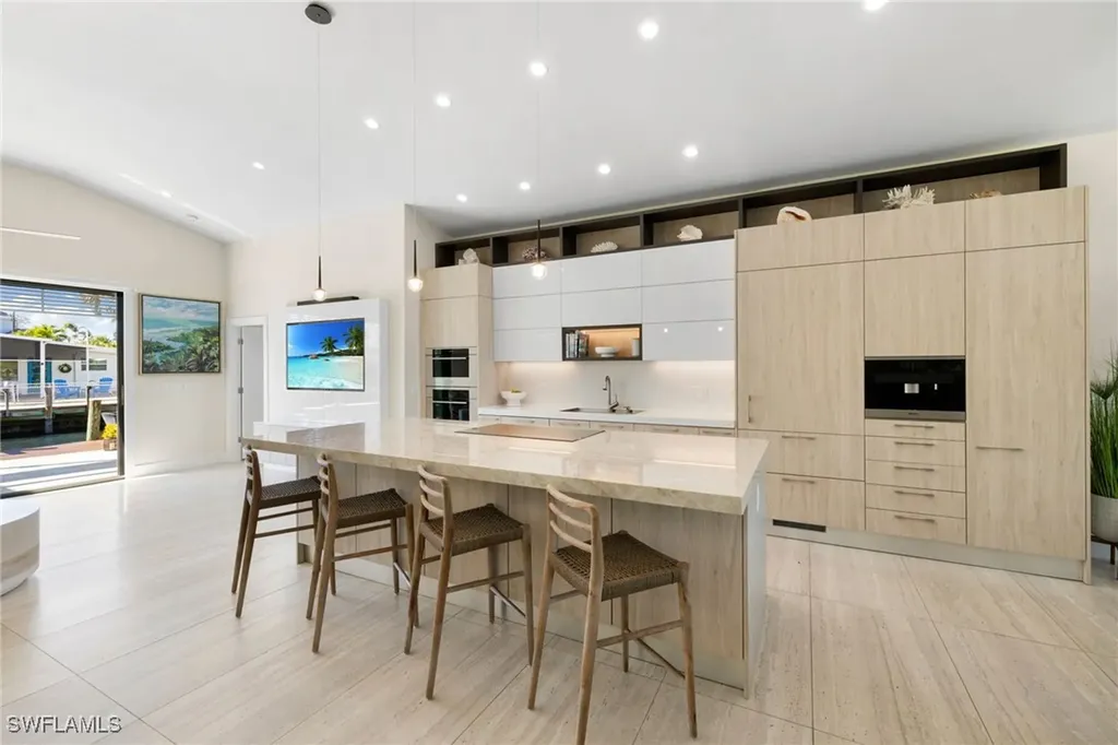 1820 Holiday Lane Naples FL 34104