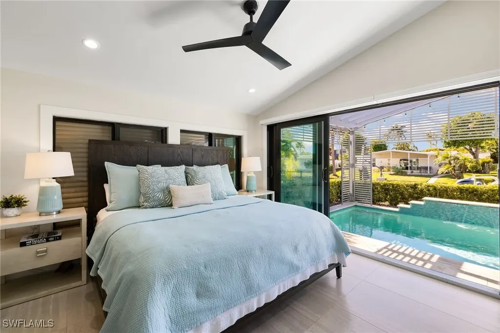 1820 Holiday Lane Naples FL 34104