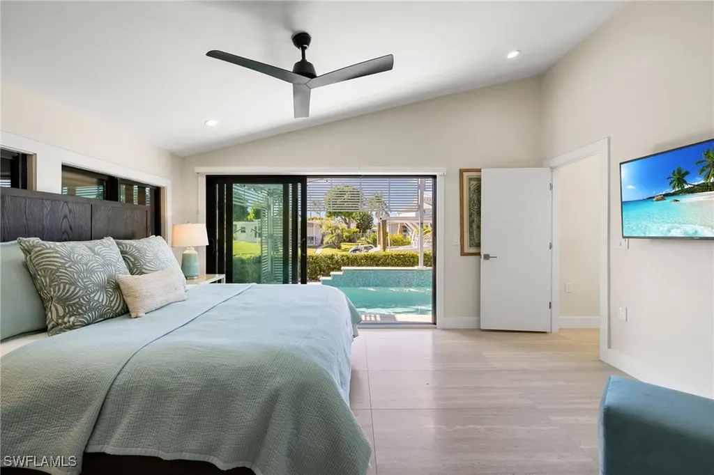 1820 Holiday Lane Naples FL 34104