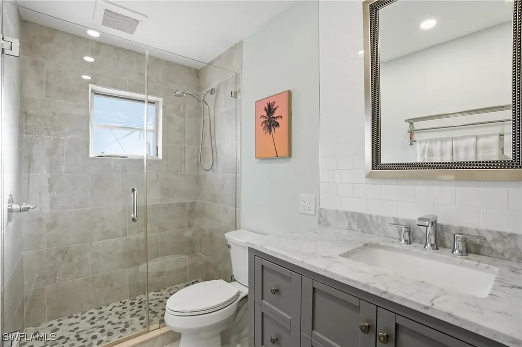 560 109th Avenue N Naples FL 34108