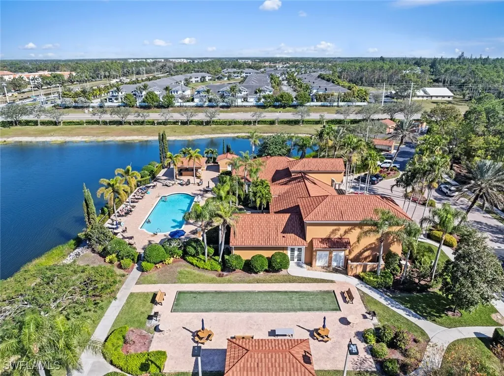 1830 Florida Club Circle Naples FL 34112