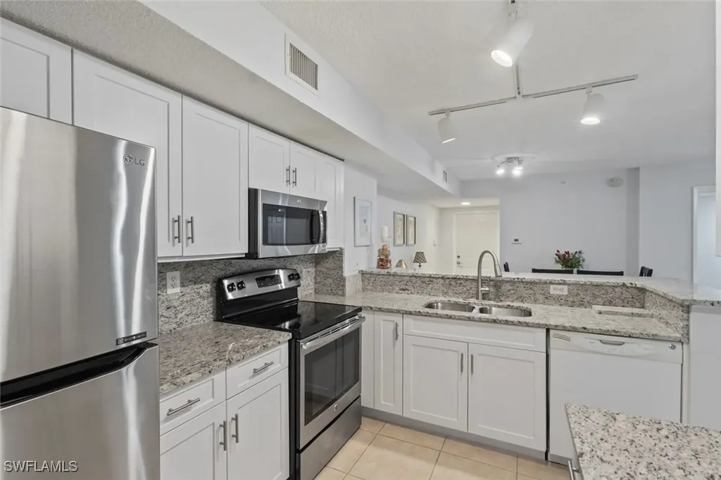 1830 Florida Club Circle Naples FL 34112