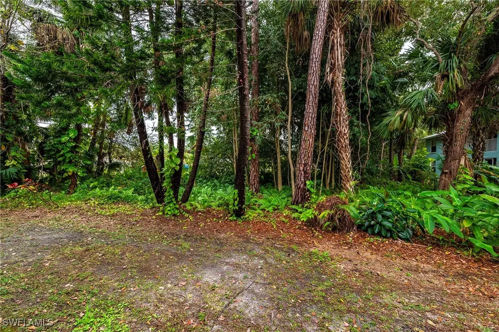 28230 Pine Haven Way Bonita Springs FL 34135