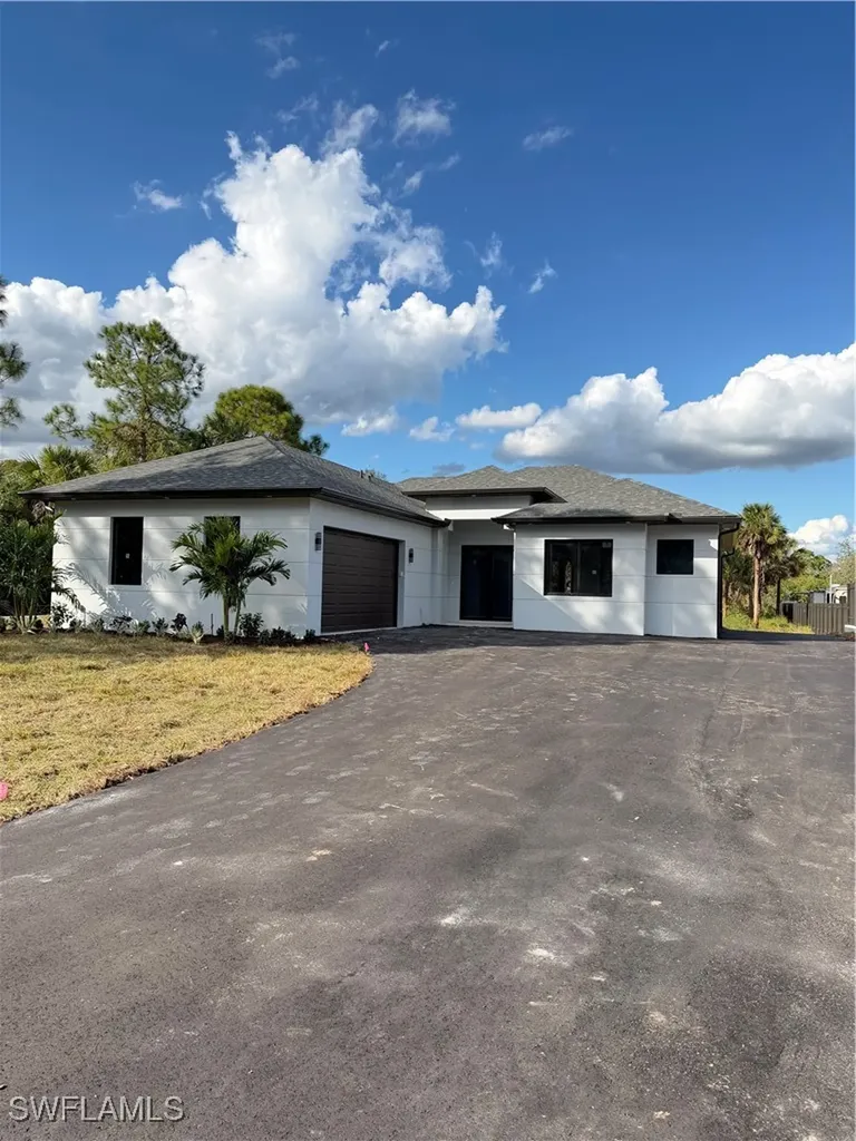 2963 18th Avenue NE Naples FL 34120