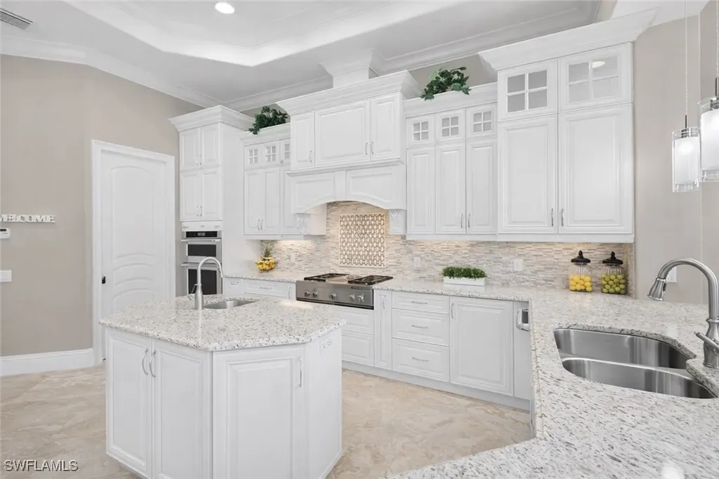 1330 Marlin Drive Naples FL 34102